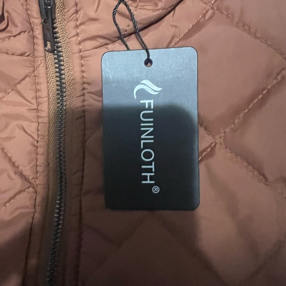 NWT fuinloth quilted vest - Picture 2 of 6